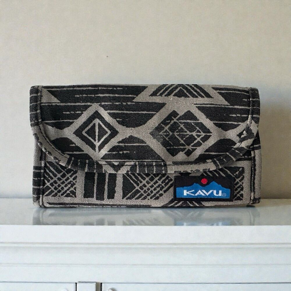 KAVU Trifold One Of A Kind Wallet Canvas Fabric Black Gray Aztec Print Nylon Int